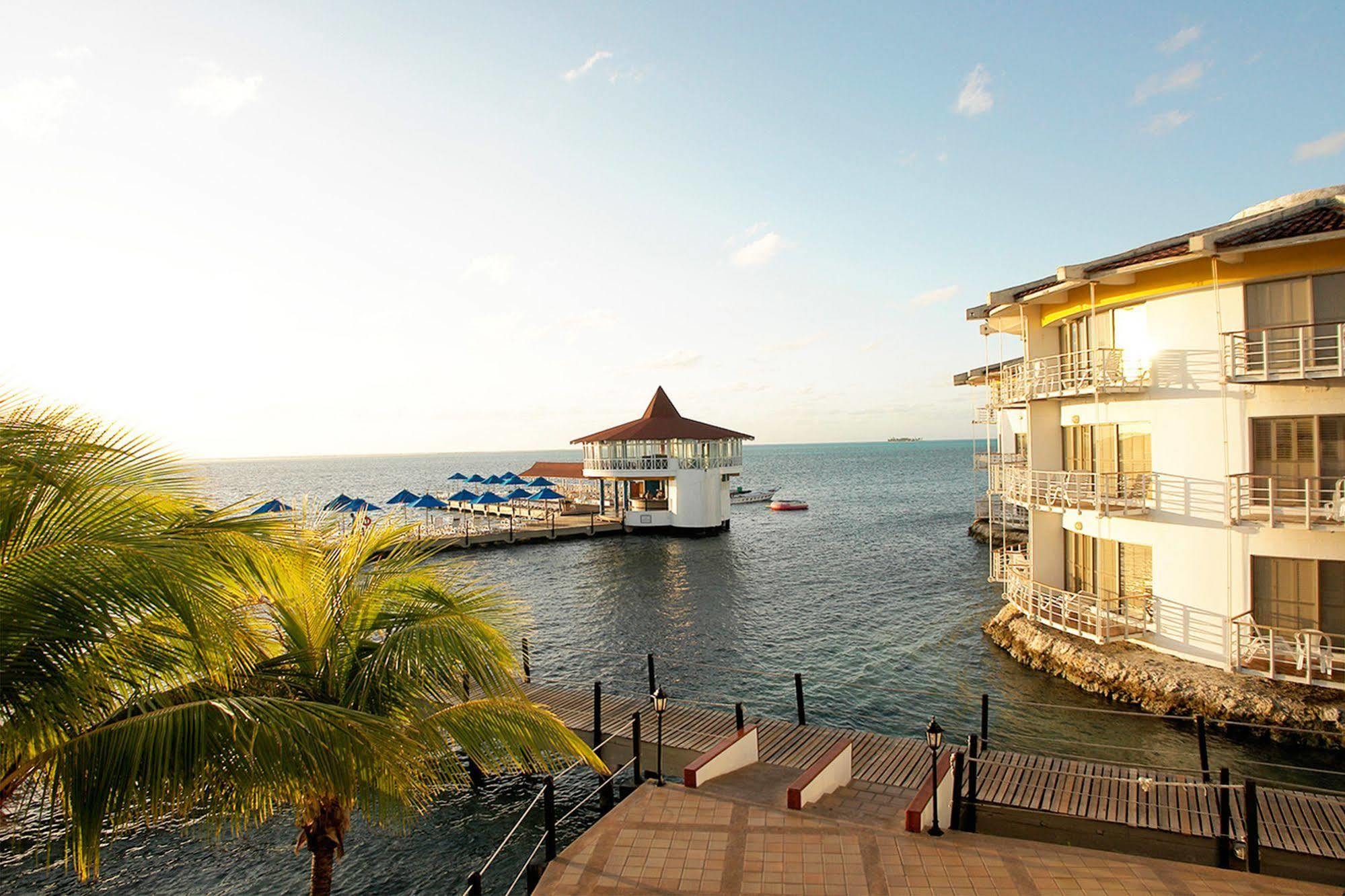 Decameron Aquarium - All Inclusive San Andrés Esterno foto